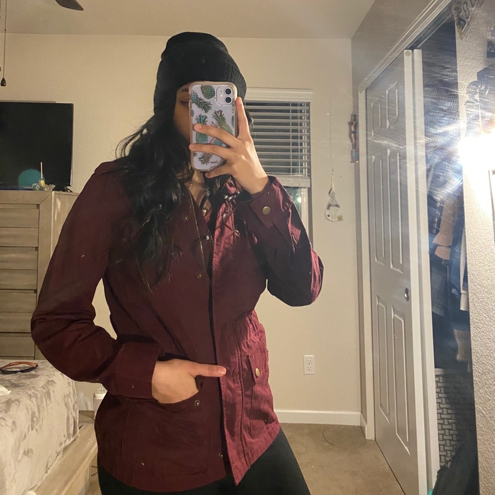 Light maroon jacket. - Picture 2 of 4